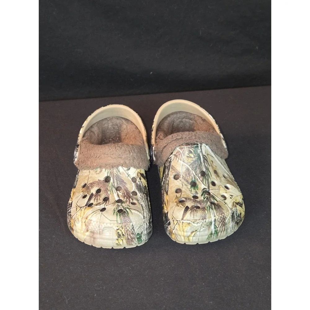 Kids Crocs Lined‎ Clogs RealTree Camo Size C 4/5 Winter Warm